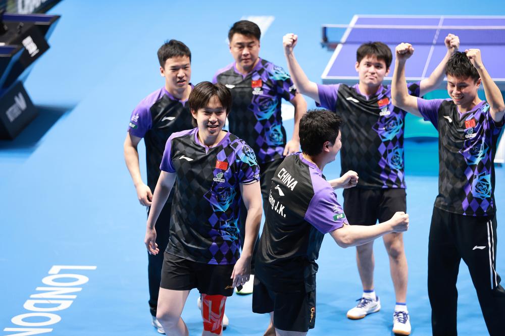 曝格林曾考虑加盟湖人或快船 今夏仍有可能离队 库里为勇士唯一非卖品